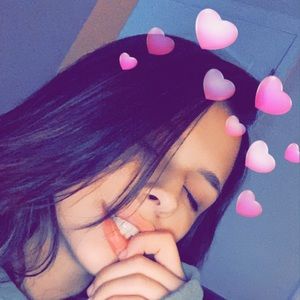 Meet your Posher, Jasmine